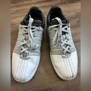 KSwiss Men’s Gray, Black White low classic Sneakers size 12